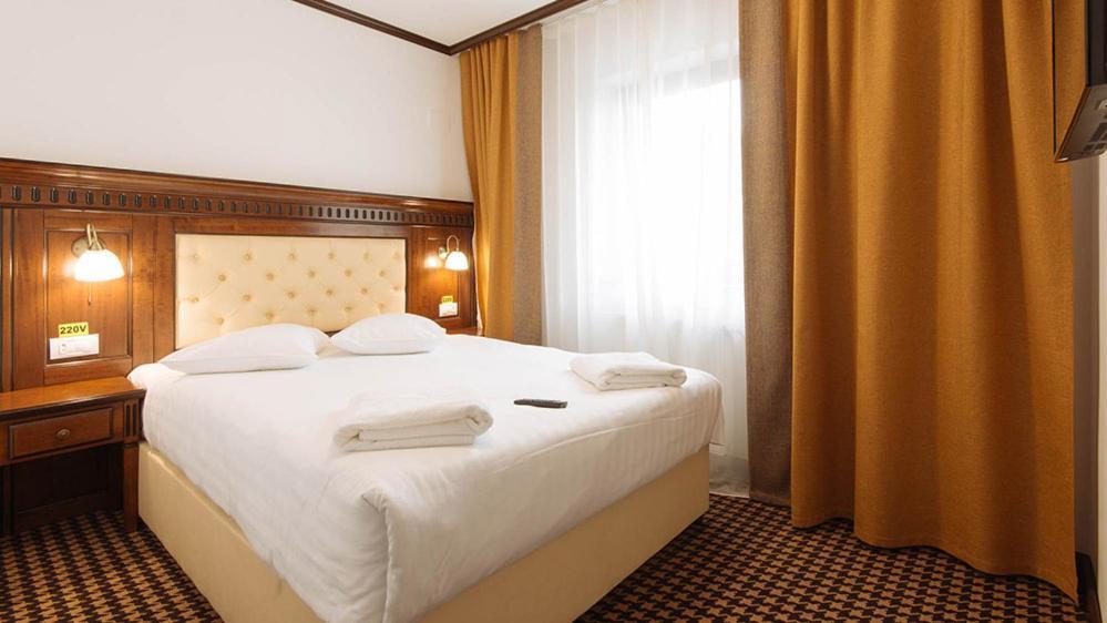 Hotel Alpin Rarau Câmpulung Moldovenesc Екстериор снимка