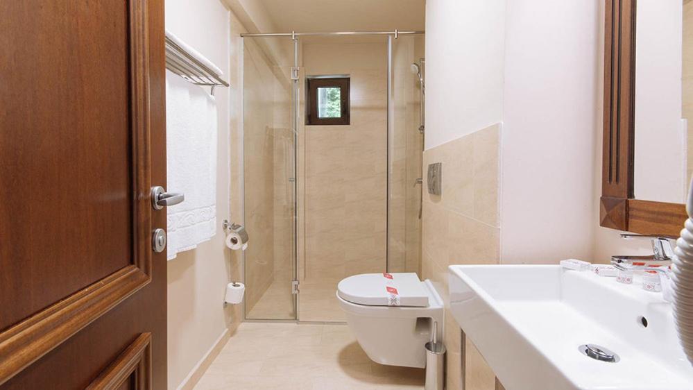 Hotel Alpin Rarau Câmpulung Moldovenesc Екстериор снимка